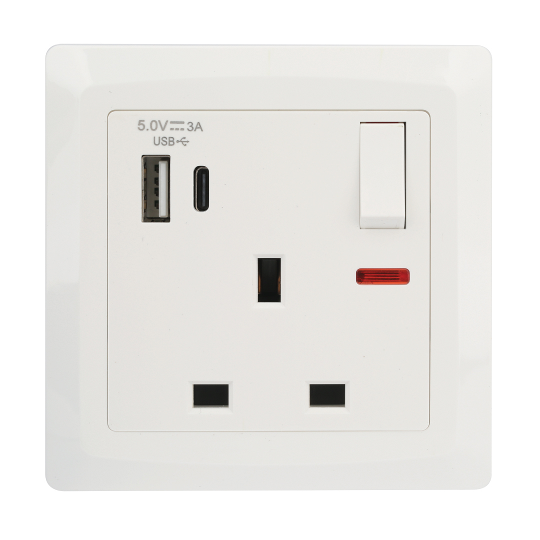 Wall Plate With UK Socket